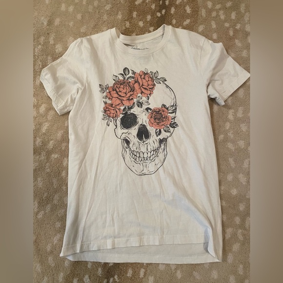 Floral skeleton t shirt - Picture 3 of 3